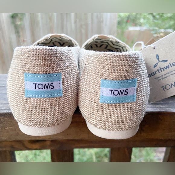 TOMS Women's Alpargata Natural Heritage Canvas Slip-On Loafers. Round toe flats - Picture 6 of 17